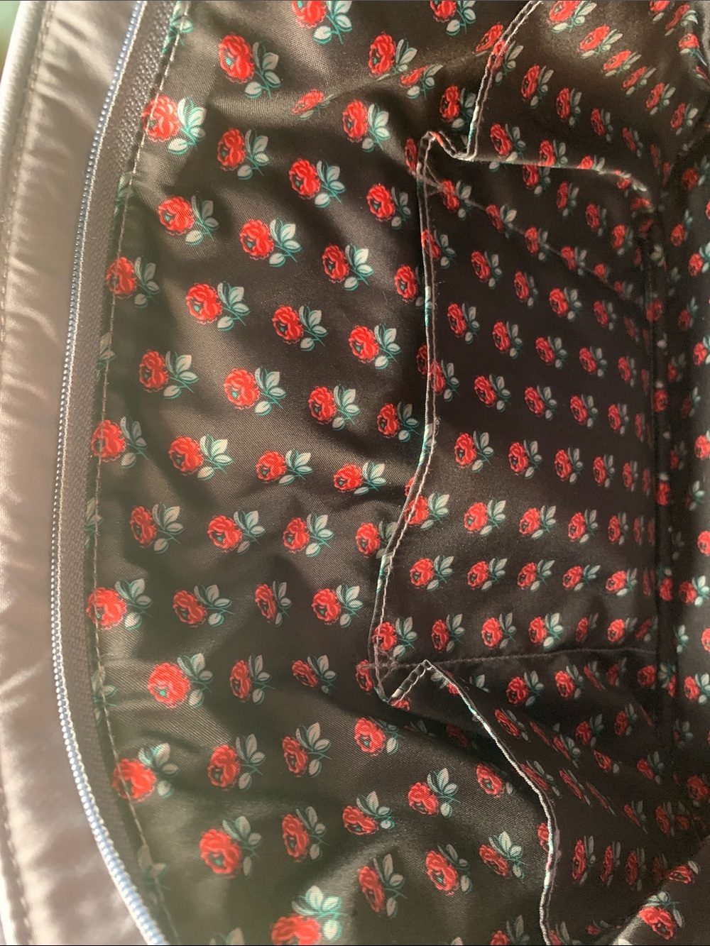 Vera Bradley Quilted Classic Grey Tote Red & Black Interior - Picture 7 of 12